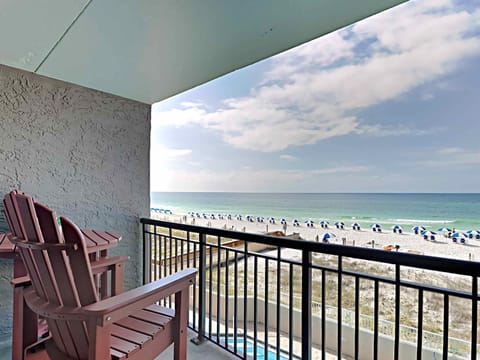 Balcony/Terrace, Seating area, Beach, Sea view, Swimming pool