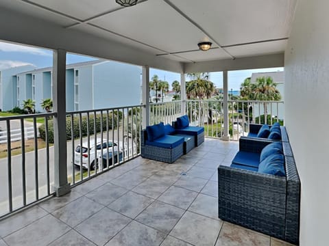 Balcony/Terrace, Seating area, Sea view