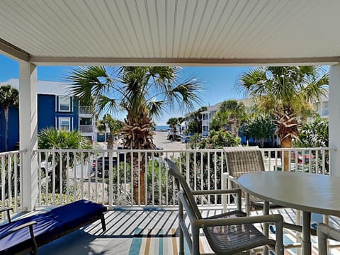 Garden, Balcony/Terrace, Seating area, Sea view