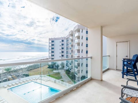 Balcony/Terrace, Beach, Pool view, Sea view, Swimming pool