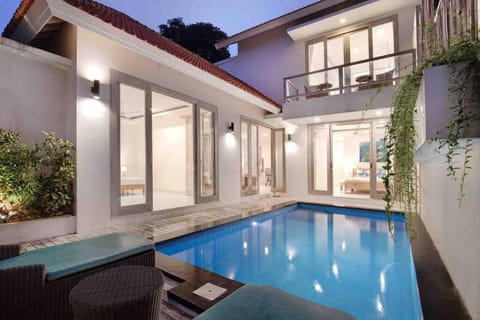 Green Villa A, brand new villa near central Ubud. Villa in Ubud