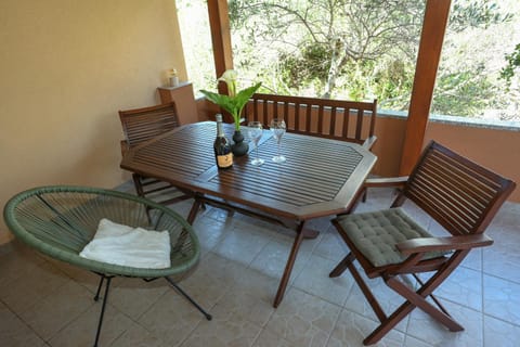 Exceptional Apartment Juniper, FIRST ROW TO THE SEA Apartment in Zadar County