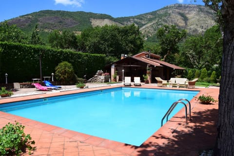 Property building, Swimming pool
