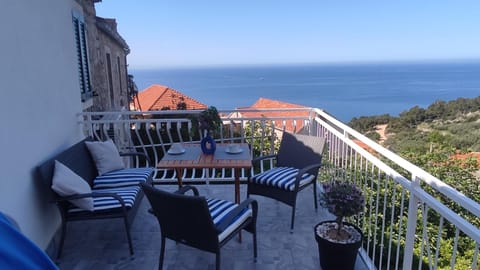 View (from property/room), Balcony/Terrace, Sea view