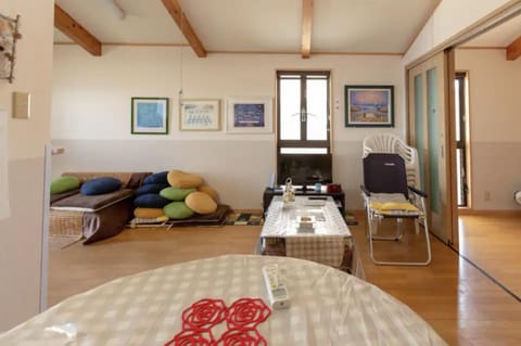 Living room, Diving