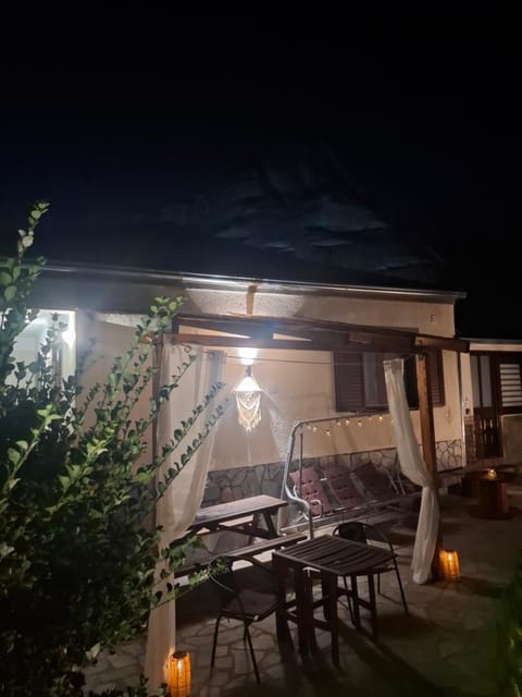 Paradise of Meteora B House in North Macedonia