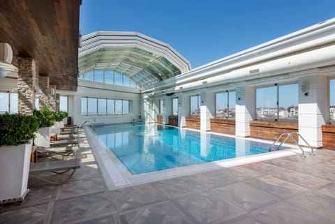 Pool view, Swimming pool