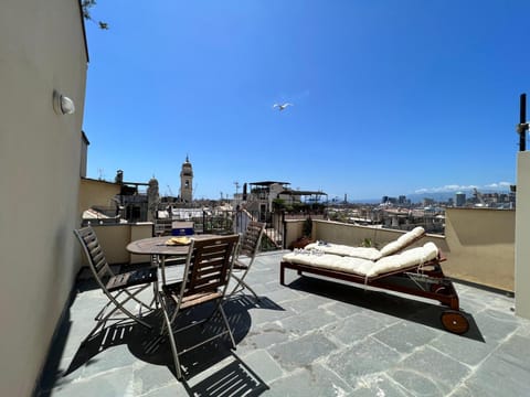 Balcony/Terrace, City view