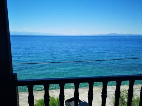 Natural landscape, View (from property/room), Balcony/Terrace, Beach, Sea view