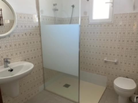 4 Bedrooms Apartament-2 minutes walk to Seafront - Apartment in Safor