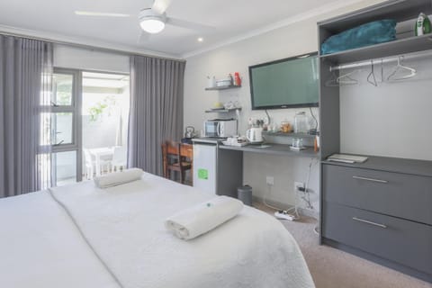 Area and facilities, towels