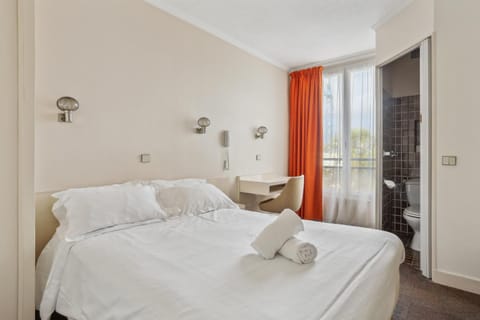 Hôtel Robespierre Ex Idéal hôtel Paris - Montreuil Hotel in Paris