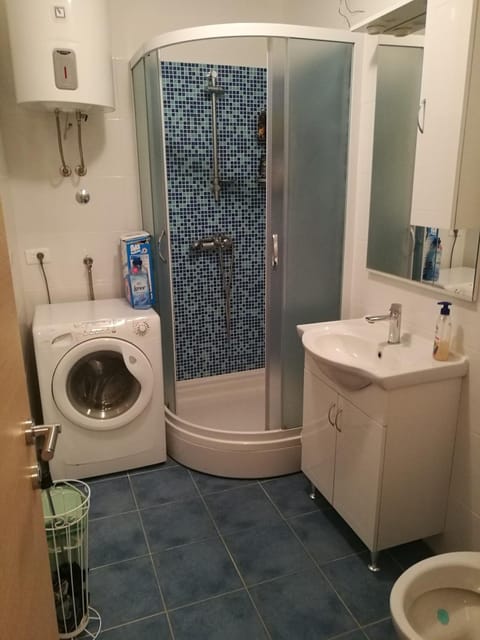 Pretty big double bed room with balcony Vacation rental in Split