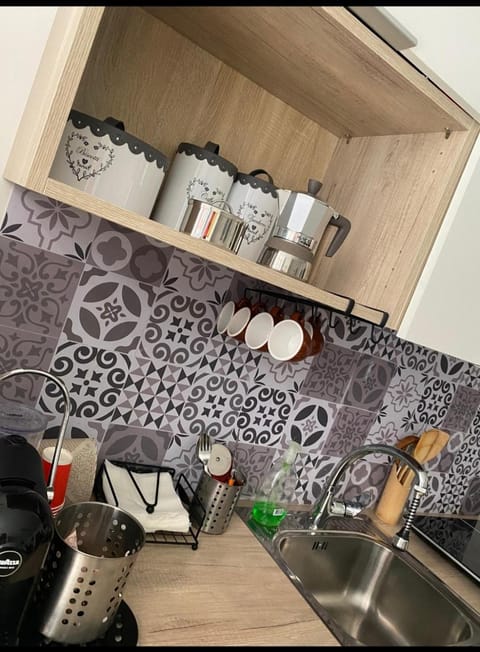 Enry's House Apartment in Bari