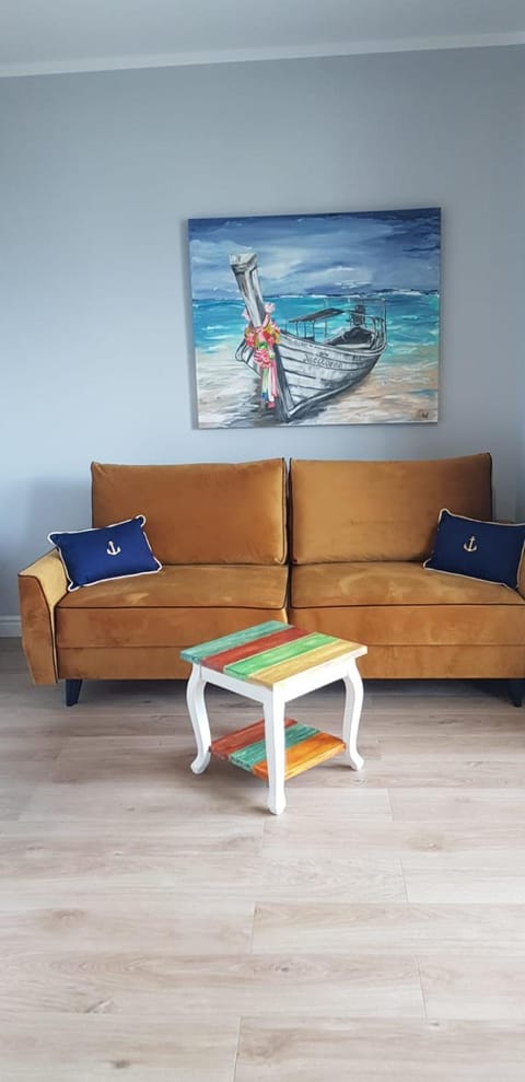 Uroczy Apartament Happy 01 z widokowym tarasen na dachu - tuż przy plaży !!! Apartment in West Pomeranian Voivodeship, Poland