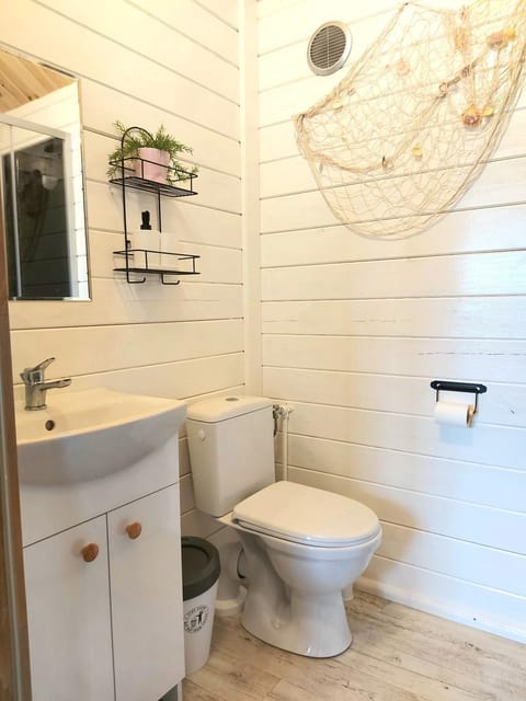 domki nad morzem Maja Mielenko House in West Pomeranian Voivodeship, Poland