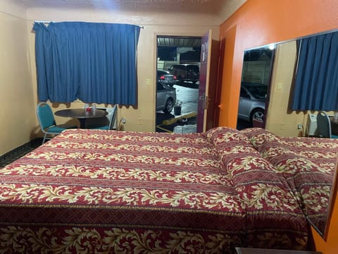 Deluxe Inn Motel Motel in Detroit