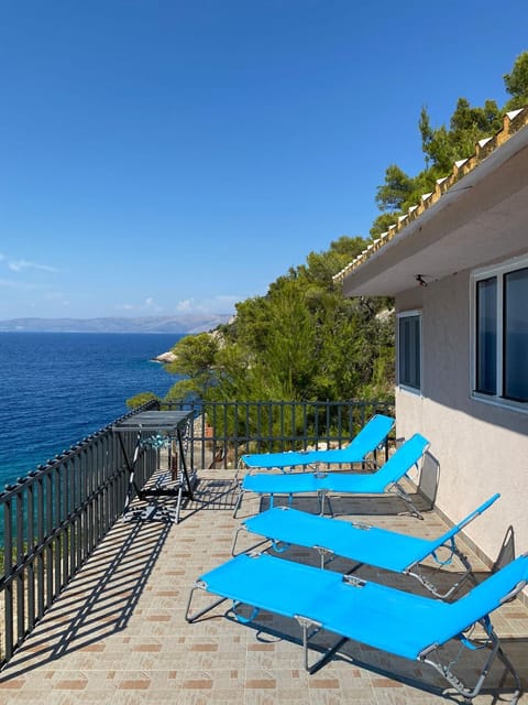 Beach Alone Villa in Split-Dalmatia County