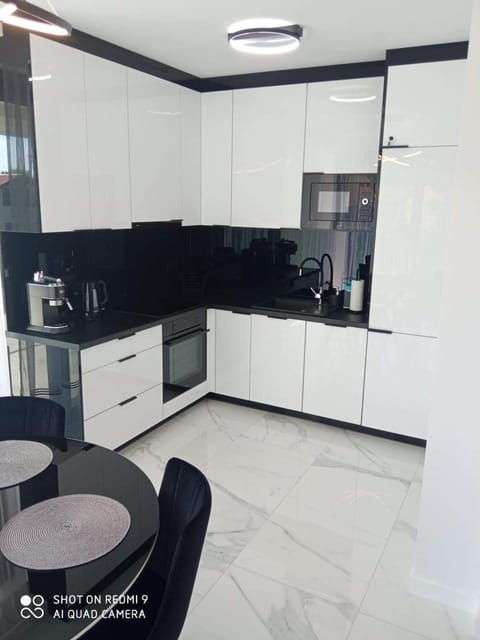 Apartament z bocznym widokiem na morze w kompleksie Hevenia Apartment in West Pomeranian Voivodeship, Poland