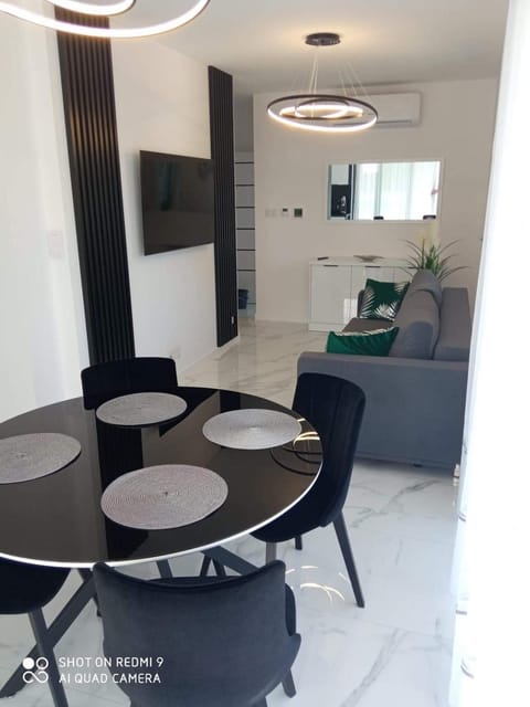 Apartament z bocznym widokiem na morze w kompleksie Hevenia Apartment in West Pomeranian Voivodeship, Poland