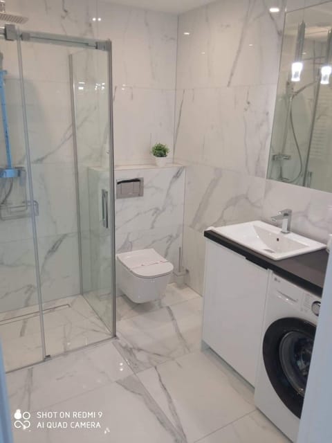 Apartament z bocznym widokiem na morze w kompleksie Hevenia Apartment in West Pomeranian Voivodeship, Poland