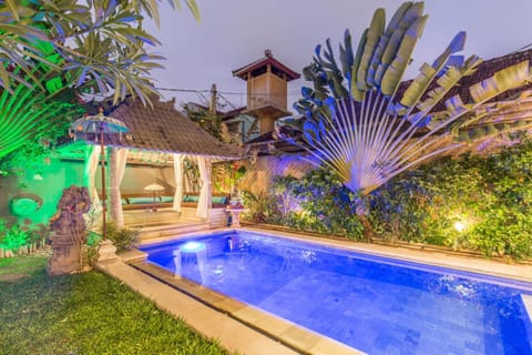 Night, Garden view, Pool view