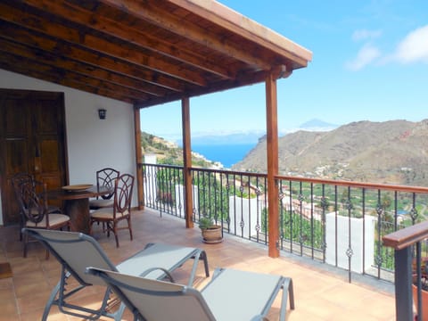 Property building, Natural landscape, View (from property/room), Mountain view, Sea view