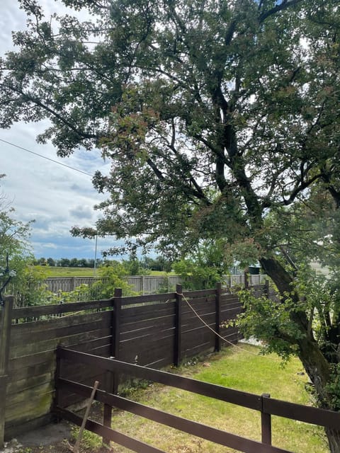 2-Bedroom Caravan Located in Uddingston, Glasgow at Maryville Caravan Site Chalet in Glasgow