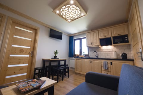 Kitchen or kitchenette, Living room, Decorative detail