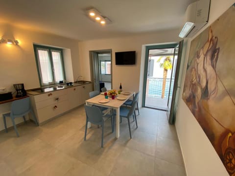 Butterfly on the lake Apartment in Baveno