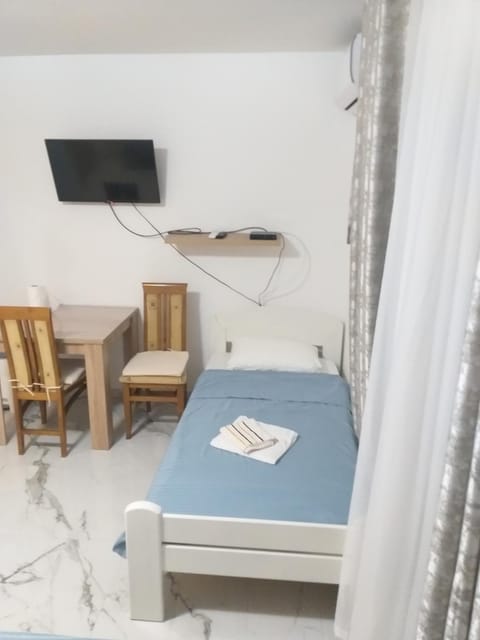 Apartmani Orlović Bar Bed and Breakfast in Montenegro