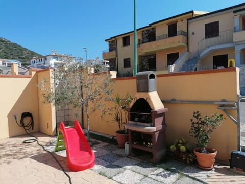 La Caletta Vista mare giardino House in La Caletta