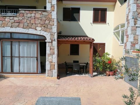 La Caletta Vista mare giardino House in La Caletta