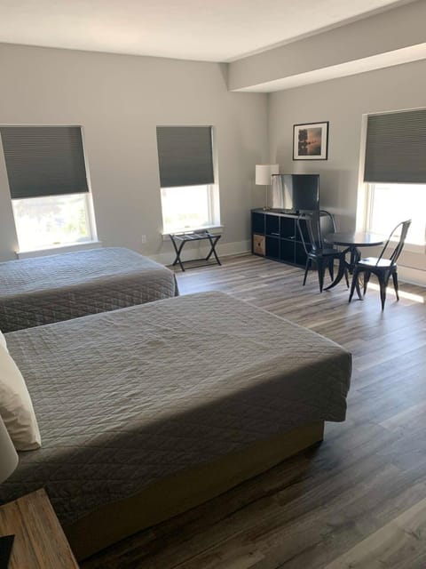 Boutique Hotel Room 8 House in Northport