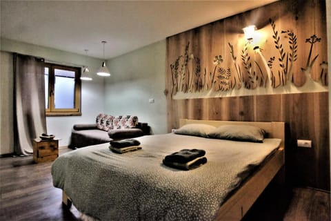 Bed, Living room, Seating area