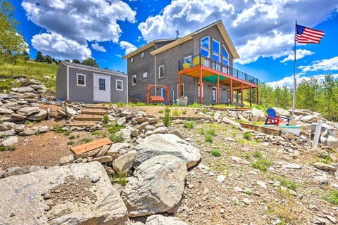 Hot Tub and Mtn View! Cripple Creek Retreat House in Colorado
