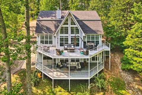 Luxurious Waterfront Home on Pickwick Lake! House in Pickwick Lake