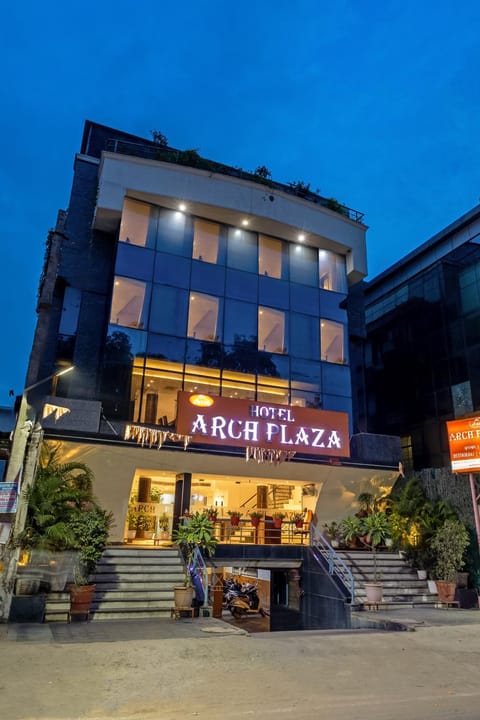 Property building, Facade/entrance