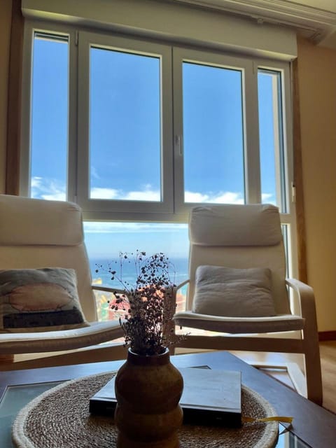 Living room, Sea view
