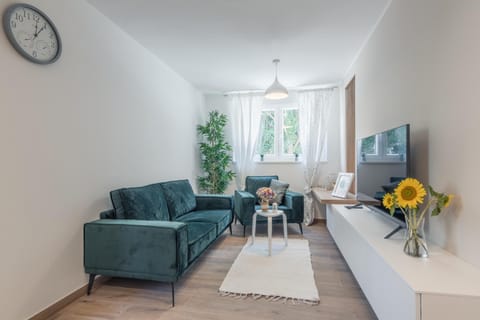 Apartment Norah with private parking Apartment in Pula