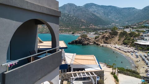 Balcony/Terrace, Mountain view, Sea view