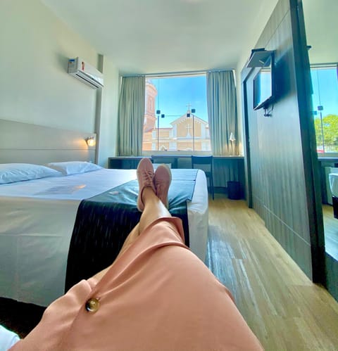 TV and multimedia, Photo of the whole room, Bedroom, towels, air conditioner