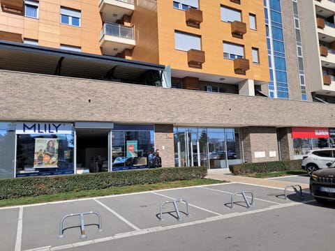 Manhattan studio A blok Apartment in Belgrade