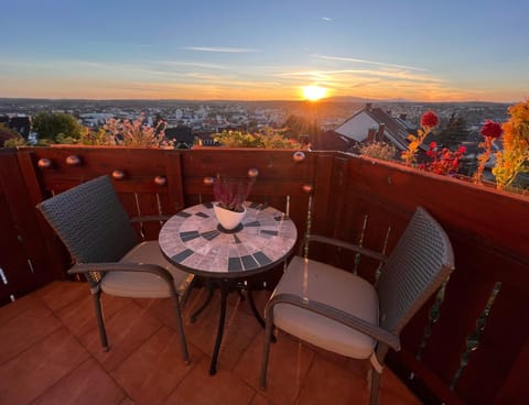 View (from property/room), Balcony/Terrace, Sunset