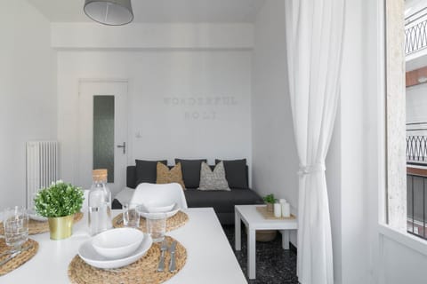 Living room, Dining area