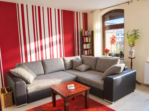 Library, Living room
