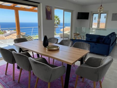 Dining area, Sea view