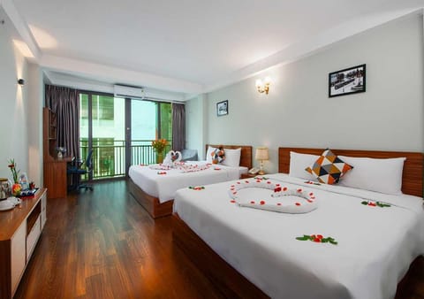 View (from property/room), Photo of the whole room, Bedroom, City view