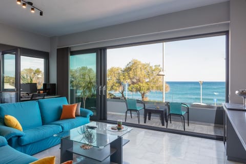 Living room, Sea view
