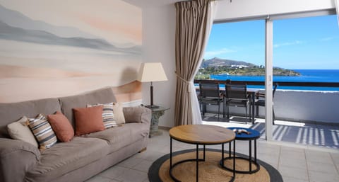 Seating area, Sea view